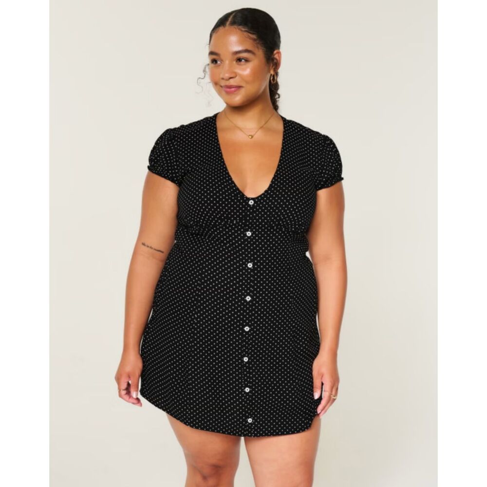 Hollister Button Front Mini Dress in Black Dot NWOT